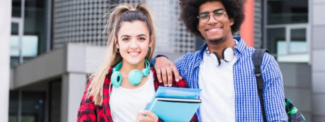 Pesquisa com jovens brasileiros mostra importância de curso técnico na hora de se candidatar a emprego